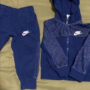 Toddler boys Blue Nike Sweatsuit size 2T